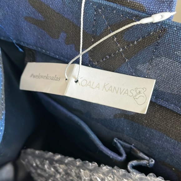 QUILTED KOALA MIDI EAST WEST BAG: DARK BLUE CAMOUFLAGE W/GOLD STAR NWT - Picture 12 of 12